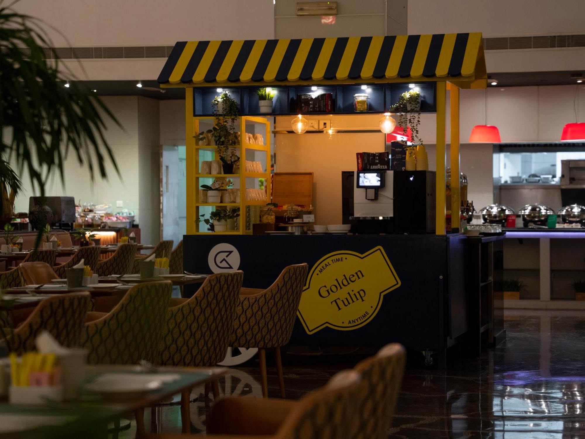 Golden Tulip Muscat Otel Dış mekan fotoğraf